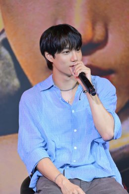เอสเอ็ม ทรู ร่วมมือกับ ช้อปปี้ พา KAI (ไค) ใกล้ชิดแฟนคลับชาวไทยสมการรอคอย! ในกิจกรรมแจกลายเซ็นสุดเอ็กซ์คลูซีฟครั้งแรกในประเทศไทย Shopee x KAI 'Wait On Me' FANSIGN EVENT